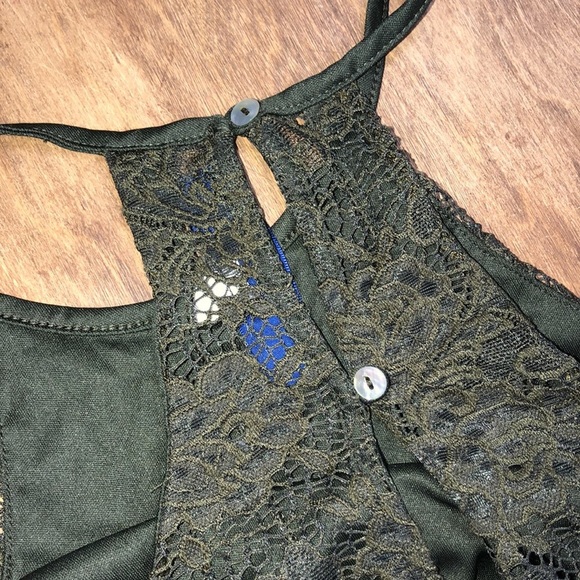 Blue Rain size small olive green flirty romper - Picture 4 of 9